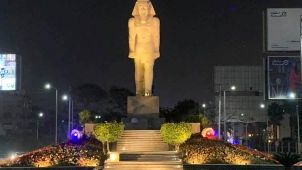 اضاءة تمثال رمسيس في صلاح سالم