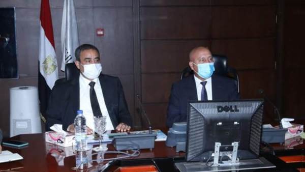 لقاء وزير النقل المصري والمواصلات الليبي