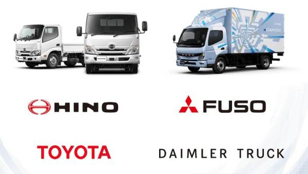 Toyota-Hino-And-Daimler-Fuso