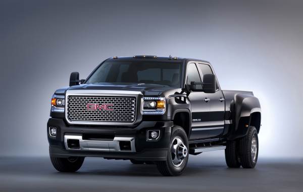 2015 GMC Sierra Denali 3500 HD crew cab pickup with dual re