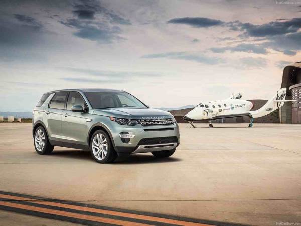 Land_Rover-Discovery_Sport_2015_1280x960_wallpaper_08