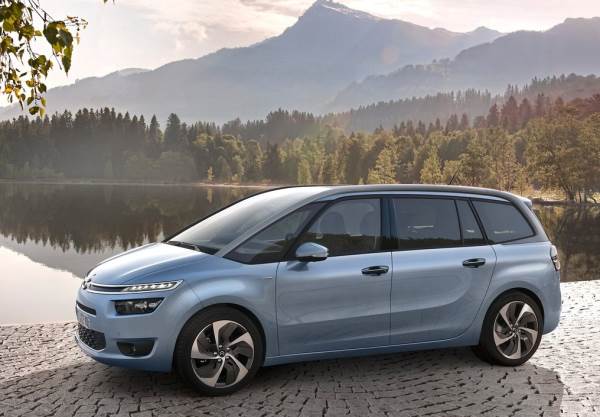Citroen-Grand_C4_Picasso_2014_1024x768_wallpaper_04