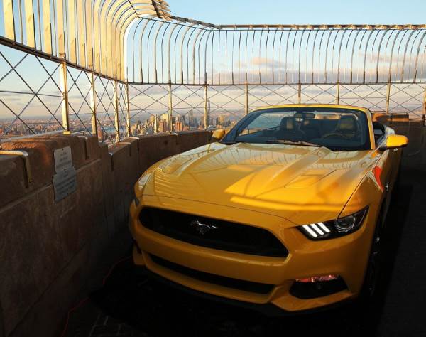 2015-ford-mustang-convertible