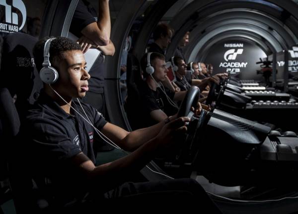 GT-Academy-2016-Gran-Turismo-SONY-Jann-gaming_1397476329