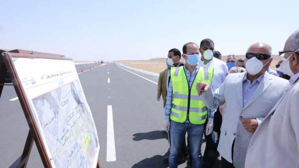 متابعة التجهيزات الوقائية من كورونا في مشروعات طرق في مصر