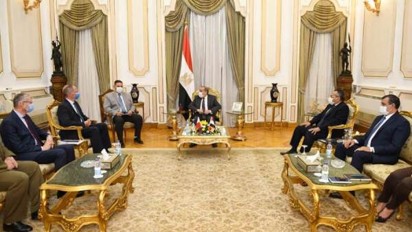 اجتماع بين مصر وبولندا حول التعاون الصناعي