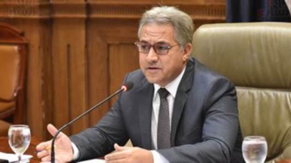 أحمد السجيني رئيس لجنة الادارة المحلية في البرلمان المصري