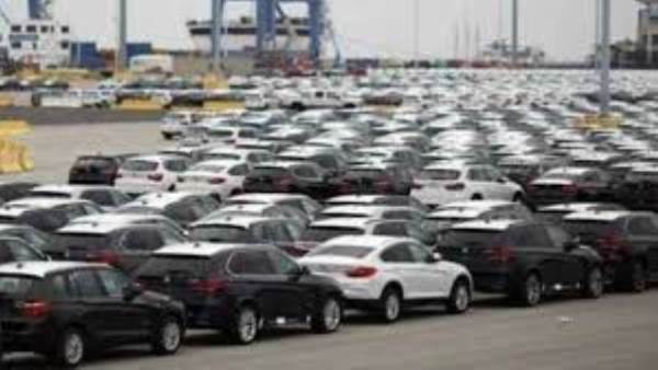 شعبة السيارات تطالب التجارة بمهلة عام لتطبيق اشتراطات الإفراج عن سيارات الركوب