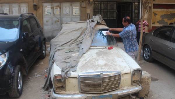 انذار سيارات مهملة في القاهرة