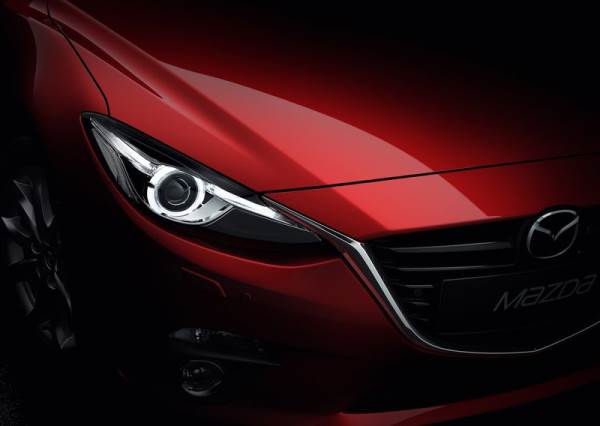 Mazda-3_2014_800x600_wallpaper_b2