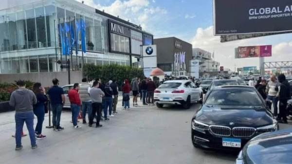الإقبال على حجز سيارات BMW