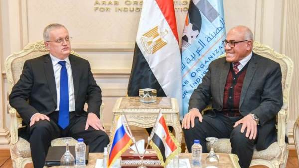 رئيس الهيئة العربية للتصنيع يبحث مع سفير روسيا بالقاهرة تعزيز الشراكة في مجالات التصنيع