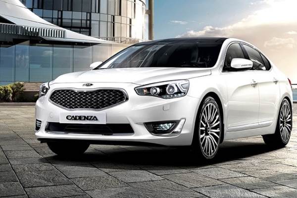 listing_main_2015_Kia_Cadenza_Front
