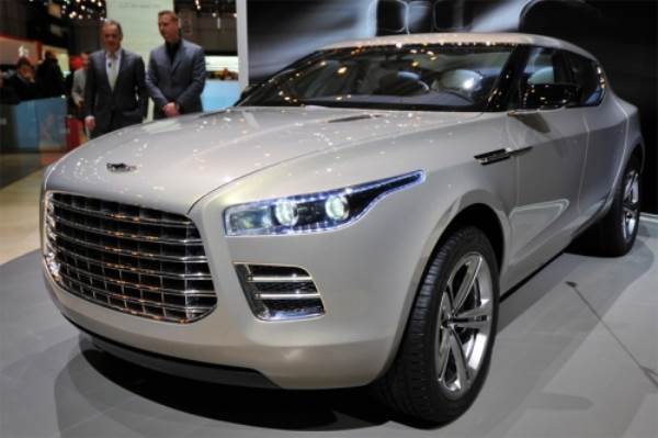 صور-جميلة-أستون-مارتن-لاجوندا-nb20970