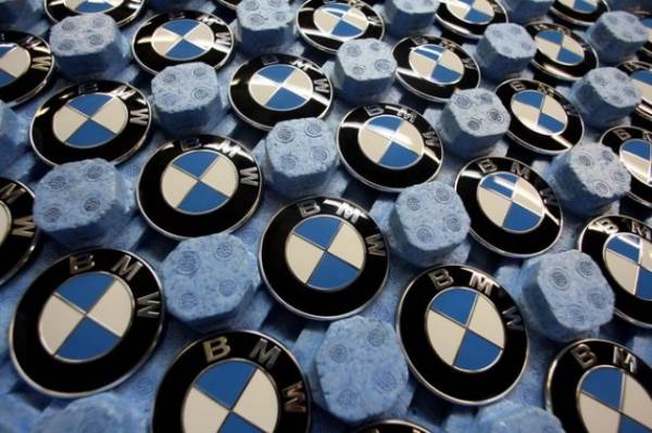 bmw-logos-e1310236701575