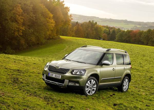 Skoda-Yeti_2014_800x600_wallpaper_06
