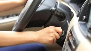 إطفاء السيارة مباشرة بعد القيادة مسافة طويلة