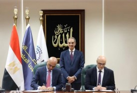 جلوبال أوتو توقع اتفاق مع وزارة الاتصالات