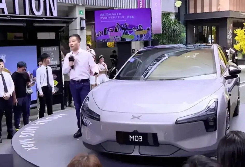 إكسبنج مونا M03