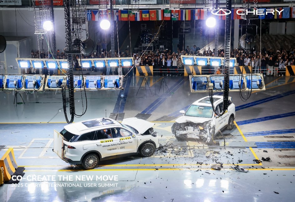 تصادم شيري تيجو 9 في اختبارات