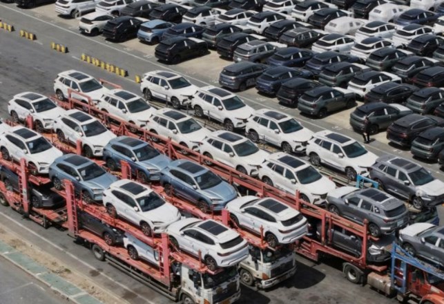 تصدير السيارات الكهربائية والهجينة من الصين