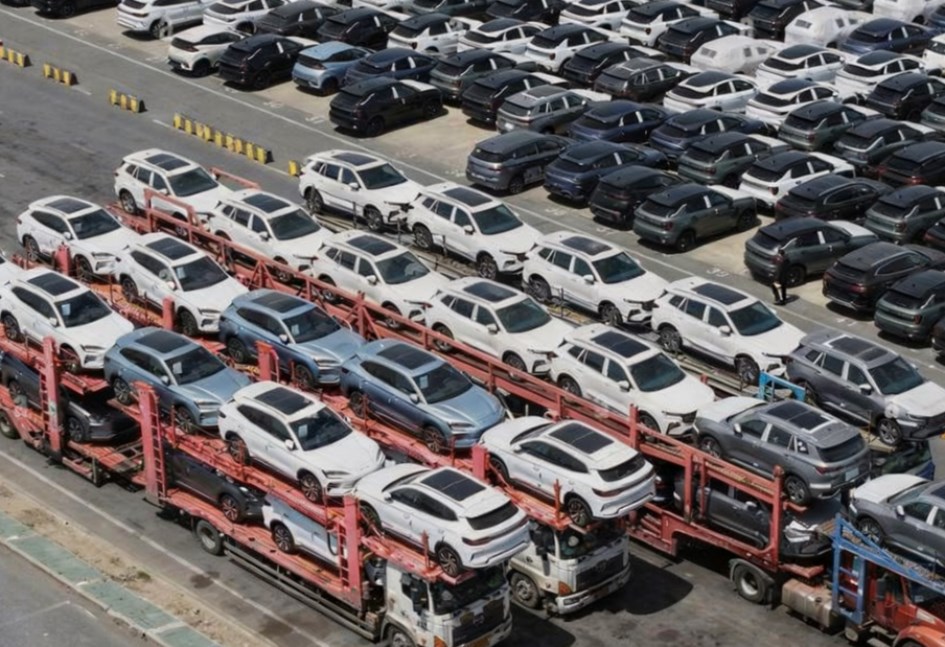 تصدير السيارات الكهربائية والهجينة من الصين