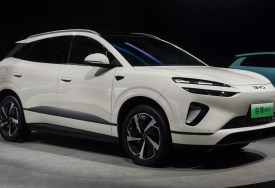 سيارات صينية