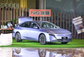 Dongfeng N6 hybrid 
