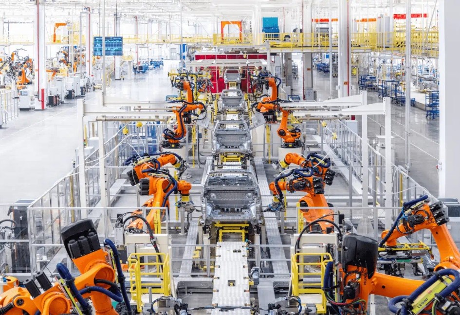 أبو غالي أوتو وكيلا لعلامة جيلي ريدارا