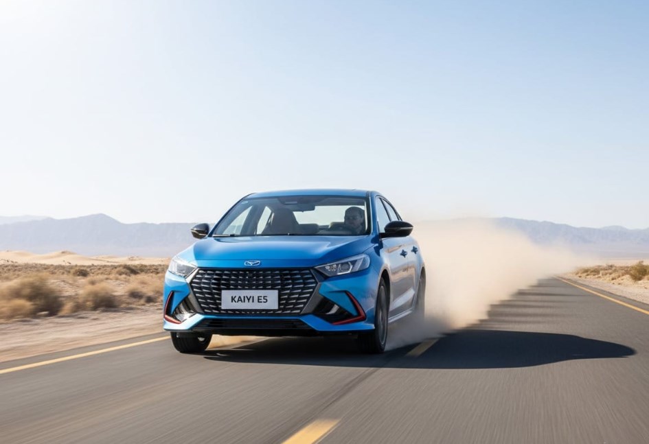 كايي E5 السيدان 