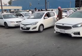 مبيعات السيارات بالسعودية