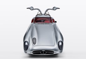 مرسيدس في مزاد