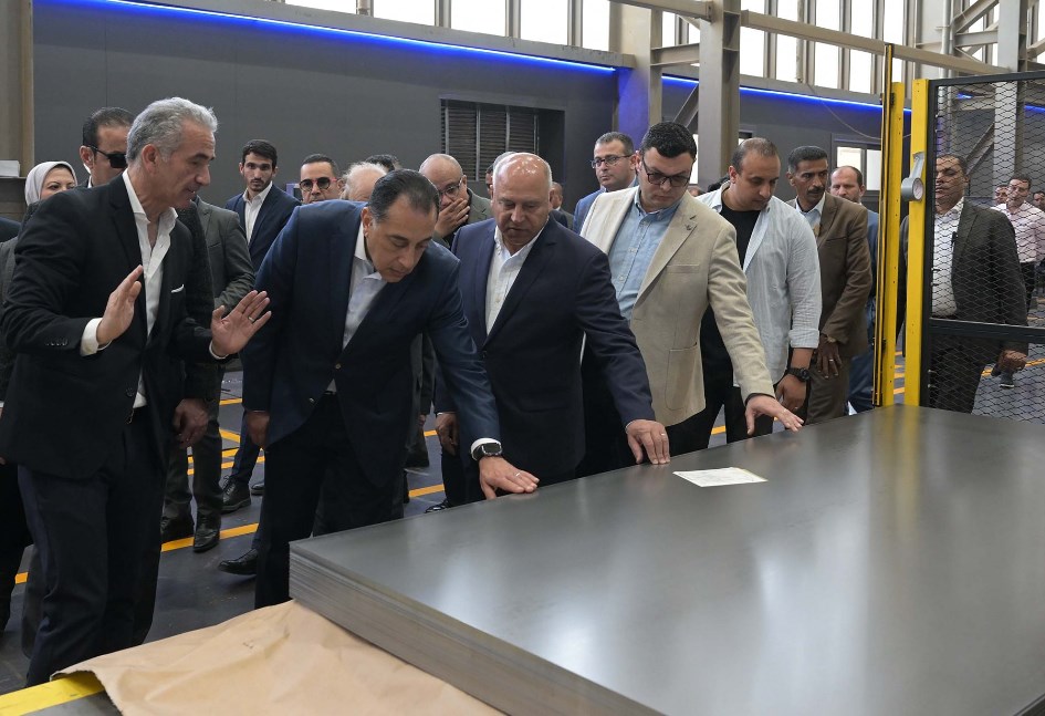 زيارة مدبولي لمصنع قنديل للصلب