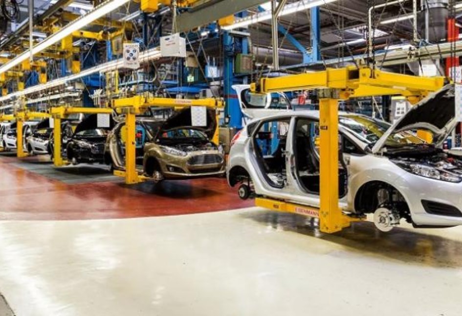صناعة سيارات