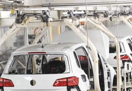 صناعة سيارات