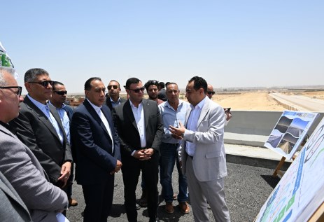 متابعة الطرق الجديدة في السادس من أكتوبر