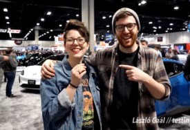 معرض سيارات بالذكاء الاصطناعي