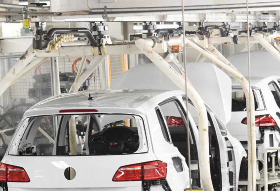 صناعة سيارات