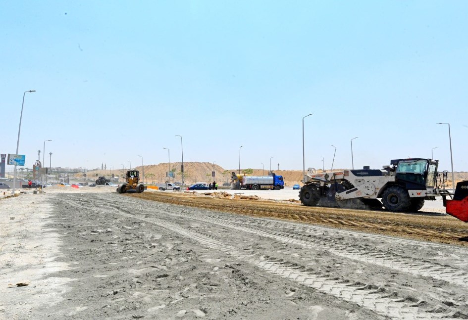 تطوير طرق القاهرة الجديدة