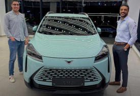 تسليم سيارات كايي للعملاء