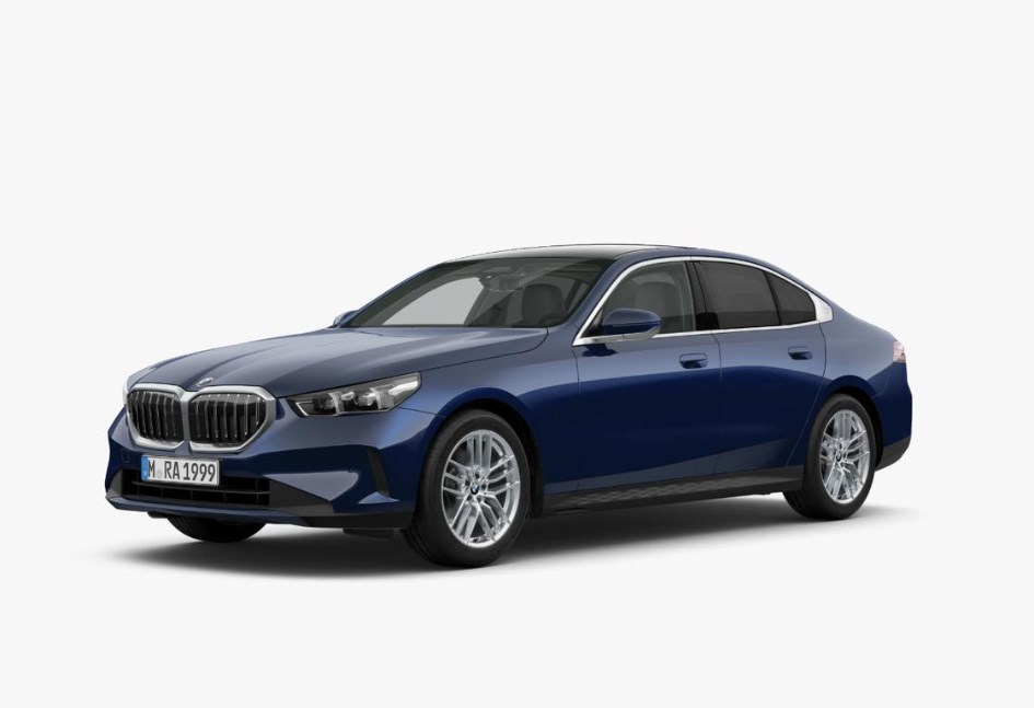 BMW 520i Luxury الجديدة