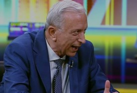 اللواء حسين مصطفي 