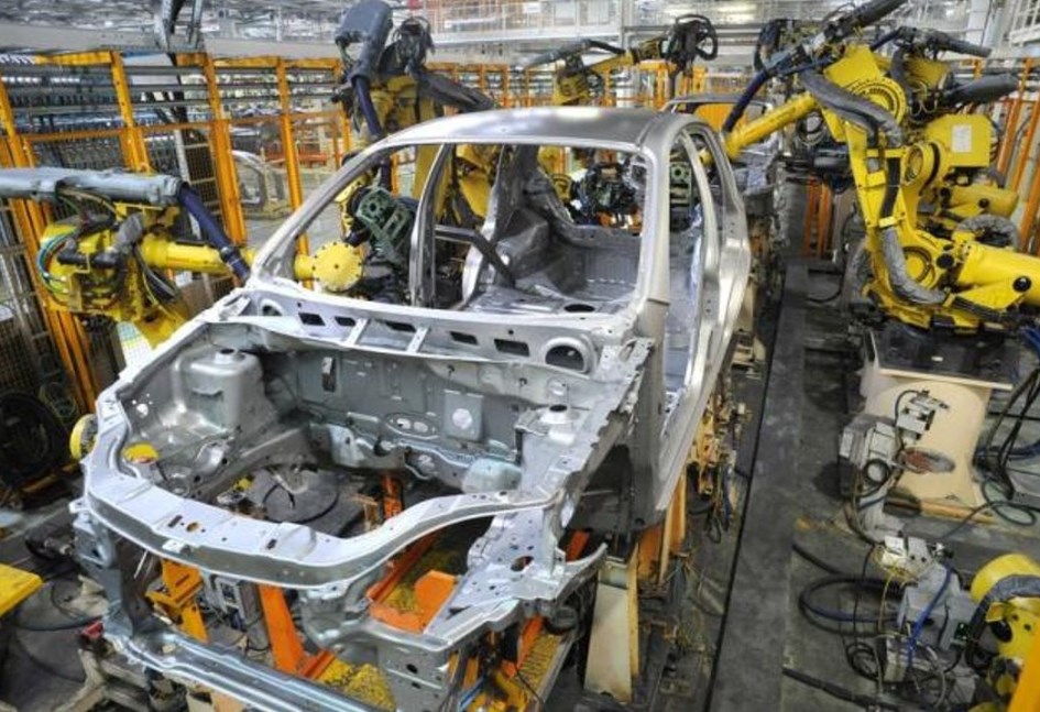 صناعة سيارات