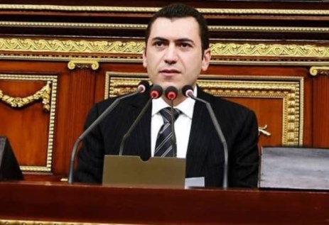 مصطفي السلاب