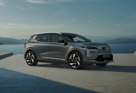  إكليبس كروس الكهربائية الجديدة