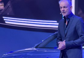 أدريان فان هويدونك، رئيس قسم التصميم في مجموعة BMW