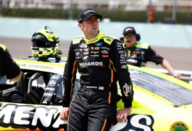 نجم سلسلة كأس ناسكار أوستن سيندريك