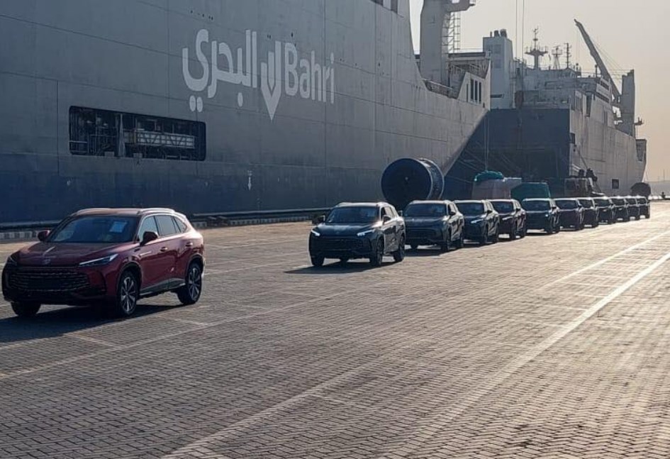 تداول 900 سيارة لأول مرة بمصر