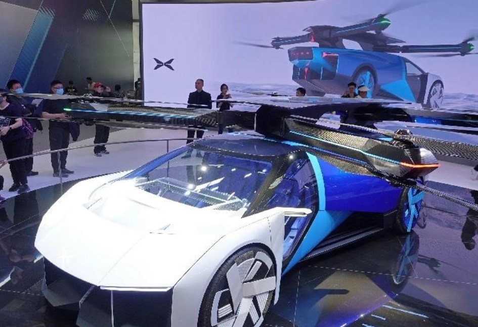 السيارات الطائرة