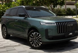 جايكو J5